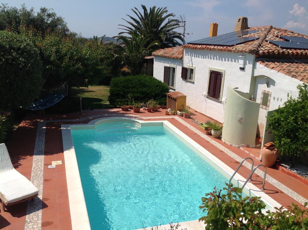 Villa Kuky Santa Teresa Gallura Exteriör bild